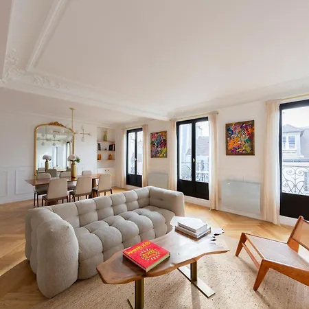 Le Marais - Iconic Penthouse With Balcony باريس