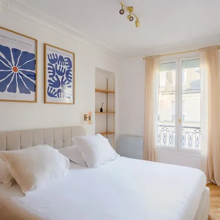 Le Marais - Iconic Penthouse With Balcony باريس