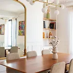 Le Marais - Iconic Penthouse With Balcony Apartamento *